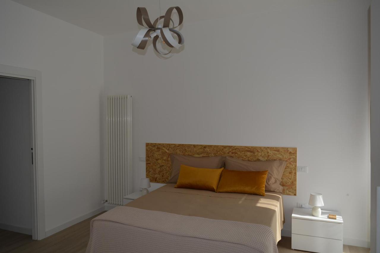 Dimora Mucci Apartment แตร์โมลิ ภายนอก รูปภาพ